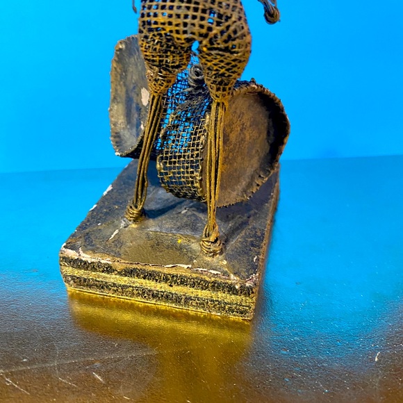 MID CENTURY MODERNIST ART WIRE SCUPTURE DRUMMER FIGURE 5.25” - Picture 8 of 11